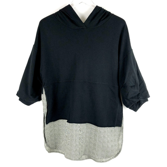 Zara Tops - ZARA Hoodie Top w B & W Plaid Bottom Sz 8